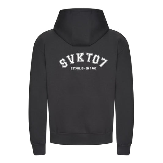 SVKT07 Hoodie mit Backprint „SVKT07 Established“ – Schwarz