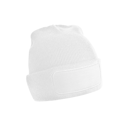 B445 Beanie mit eckigem Patch